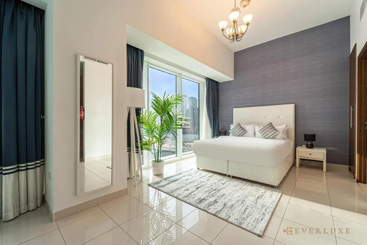 Appartamento Everluxe Lovely Studio Apt In Business Bay Dubai